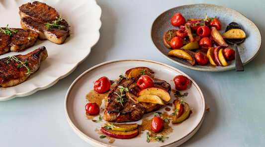 Pan-Seared Pork Chops With Caramelized Apples