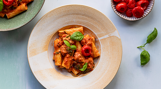 Creamy Sausage PEPPADEW® Juanita Piquanté Pepper Pasta